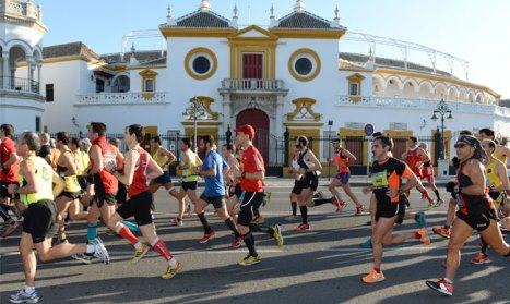 Maratón de Sevilla 2015 busca nuevo récord de participación
