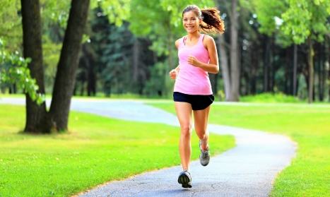 Mujer correr salud ejercicio 