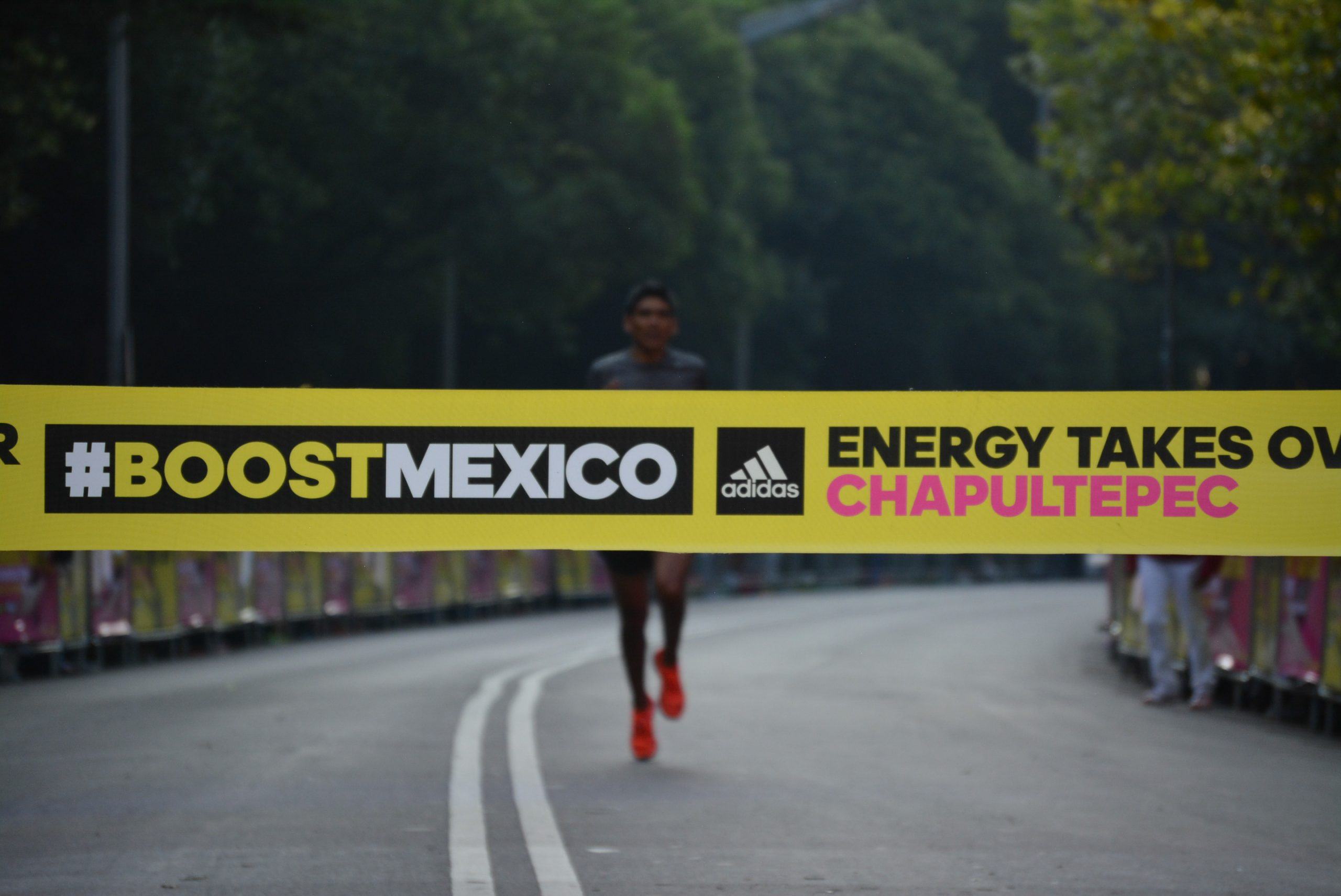 7mil corredores demuestran su energía con adidas21k en DF