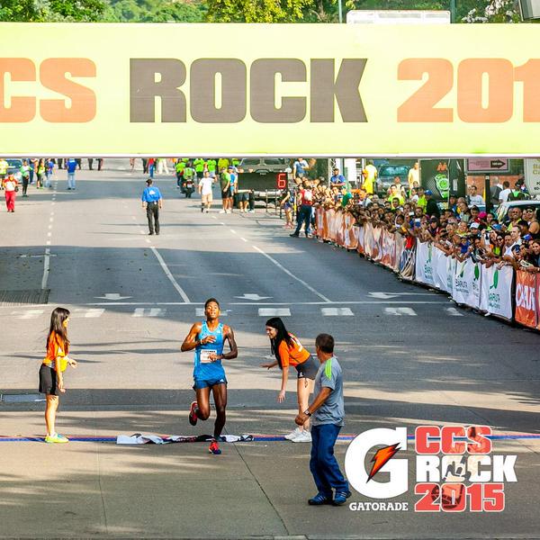 26.000 corredores llenaron las calles en la Carrera Caracas Rock 2015