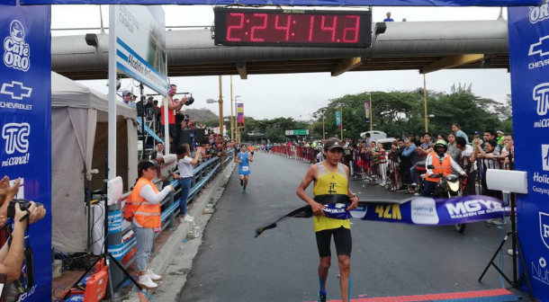 Ecuatorianos se imponen en Maratón de Guayaquil 2018