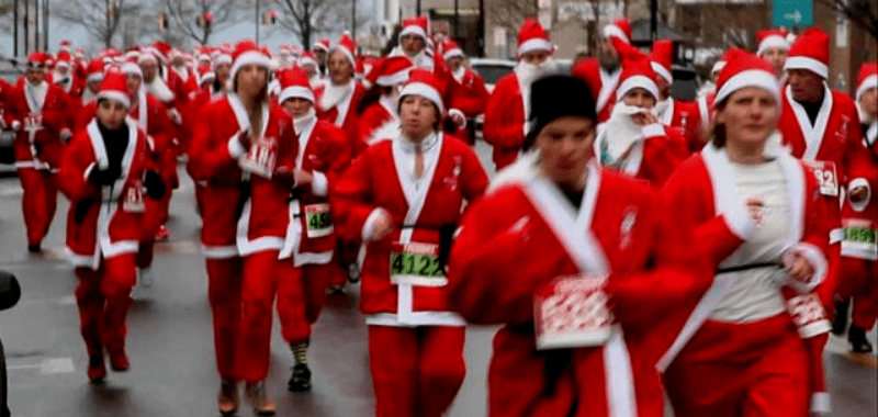 La tradicional carrera de Navidad de Burlington, en Nueva Jersey.