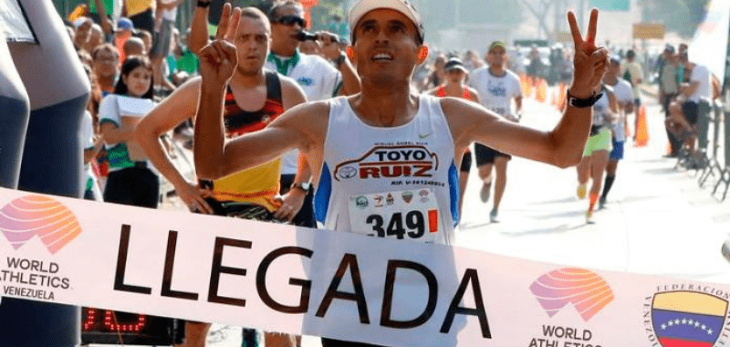 Didimo Sánchez gana la media maraton de San Sebastíán