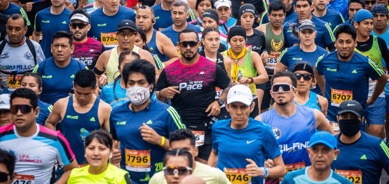 Adidas y más grande de Perú Soy Maratonista