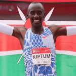 kelvin kiptum record mundial maraton 42K 2023