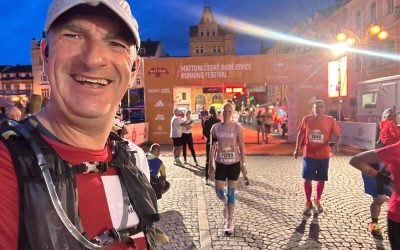 Un maratonista irlandés sobrevive tras 47 minutos sin latido en el Maratón de Praga