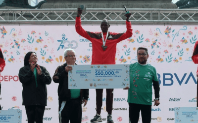 Martín Magengo impone récord de ruta en el Medio Maratón de la Ciudad de México 2025