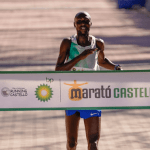 Marató bp Castelló ha celebrado esta mañana su decimosexta edición y atletas y público han podido disfrutar del running castellonense por todo lo alto.